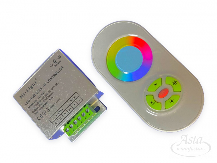 Комплект FUT042 (RGB), пульт белый/черный,  3*6A